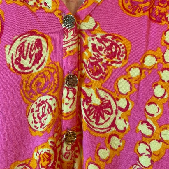 Lilly Pulitzer pink & gold top! ✨🌴 - Picture 4 of 8